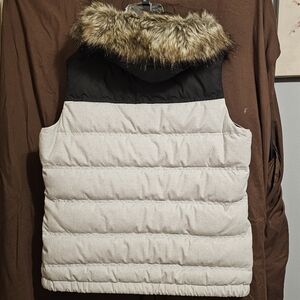 Faux Fur Trim Puffer Vest